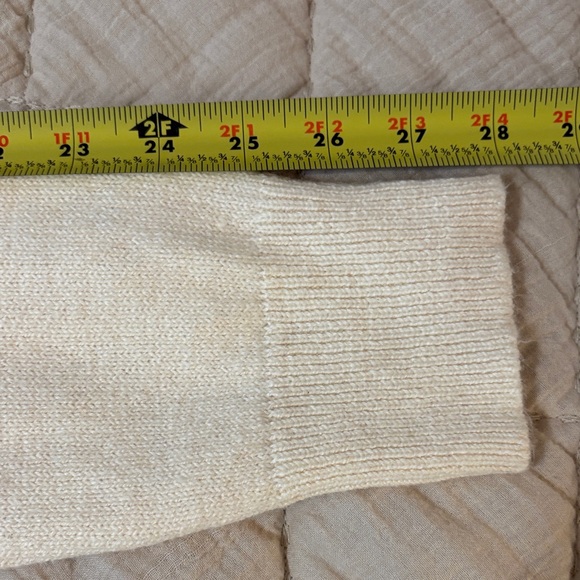 NWT Market & Spruce Women’s Cream Sweater with Button Details Sz. XL - Picture 8 of 8